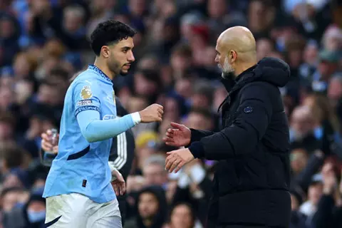 بثلاث صفقات قوية.. تقارير: جوارديولا يخطط لثورة في مانشستر سيتي